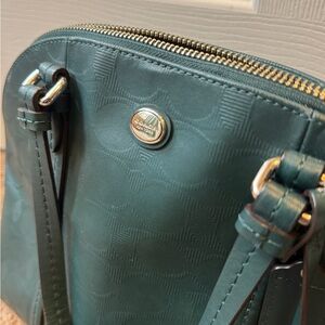 Coach Elegant Teal Shoulder Bag
